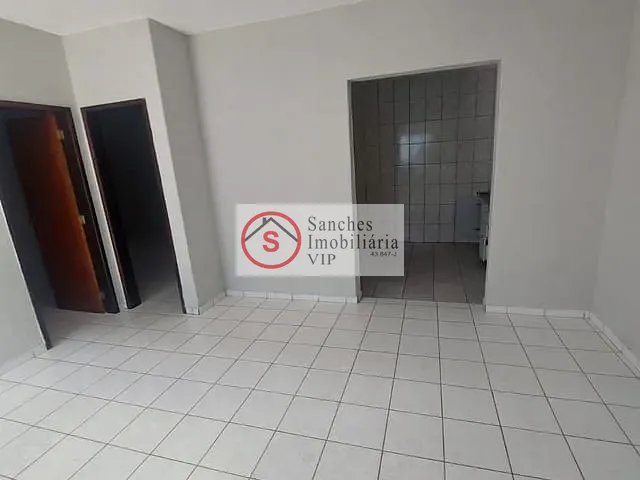 Casa com 80m² 2 quartos e 2 banheiros, para alugar, no bairro Vila Bertioga em São Paulo