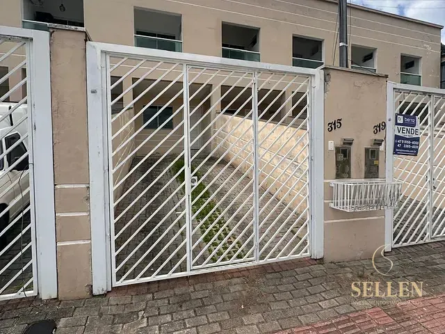 Casa com 80m² 2 quartos e 3 banheiros, à venda, no bairro TABOLEIRO em Camboriú