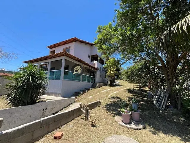 Casa com 750m² 3 quartos e 2 banheiros, à venda, no bairro Jardim Primavera em São Pedro da Aldeia