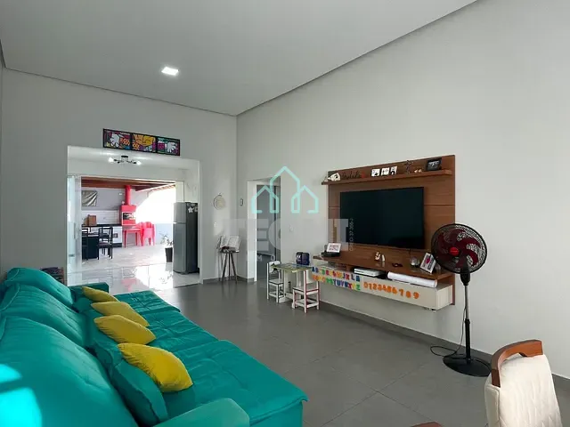 Casa com 263m² 3 quartos e 3 banheiros, à venda, no bairro Vila dos Comerciários 2 em Taubaté