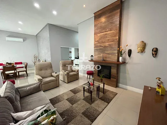 Casa com 360m² 2 quartos e 1 banheiro, à venda, no bairro Jardim Belvedere em Volta Redonda