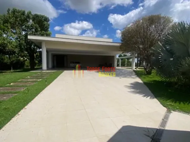 Casa com 1000m² 5 quartos e 5 banheiros, à venda, no bairro Papagaios em Inhaúma