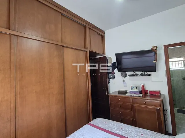 Casa com 300m² 3 quartos e 2 banheiros, à venda, no bairro Portal das Colinas em Guaratinguetá