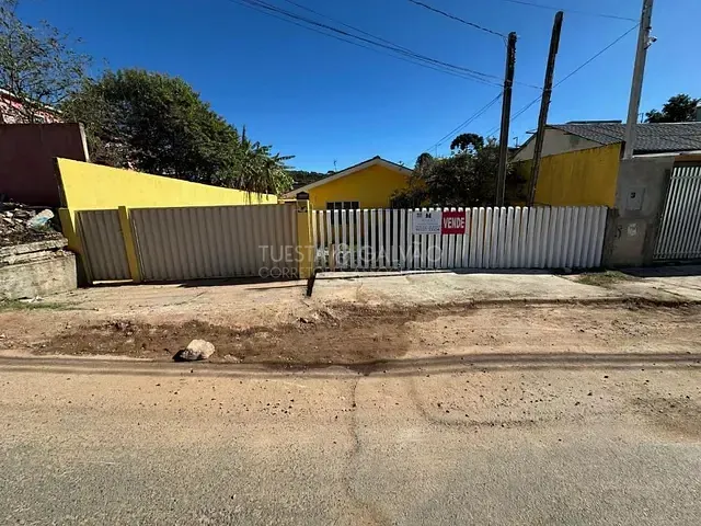 Casa com 100m² 3 quartos e 1 banheiro, à venda, no bairro Vila Dona Fina em Campo Largo