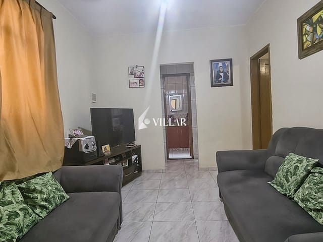 Casa com 60m² 2 quartos e 1 banheiro, à venda, no bairro Ramos em Rio de Janeiro