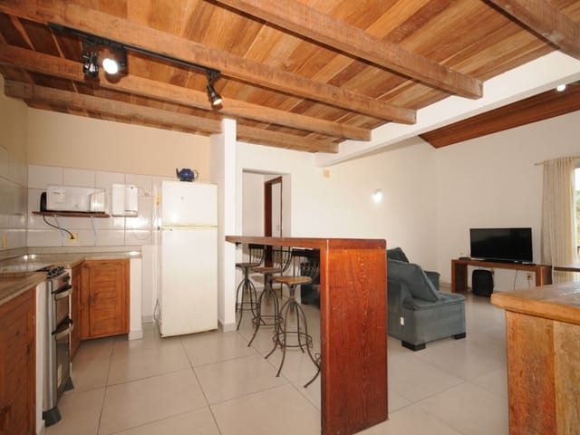 Casa com 2400m² 13 quartos e 15 banheiros, à venda, no bairro Alto de Búzios em Armação dos Búzios