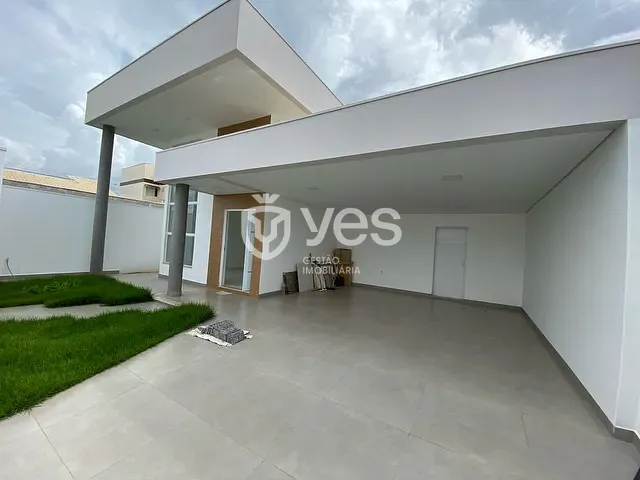 Casa com 300m² 3 quartos e 2 banheiros, à venda, no bairro Recanto do Bosque em Araxá