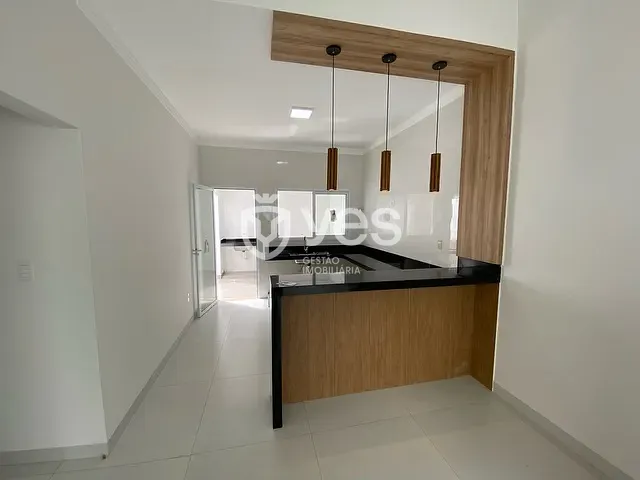 Casa com 300m² 3 quartos e 2 banheiros, à venda, no bairro Recanto do Bosque em Araxá