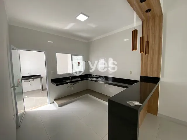 Casa com 300m² 3 quartos e 2 banheiros, à venda, no bairro Recanto do Bosque em Araxá