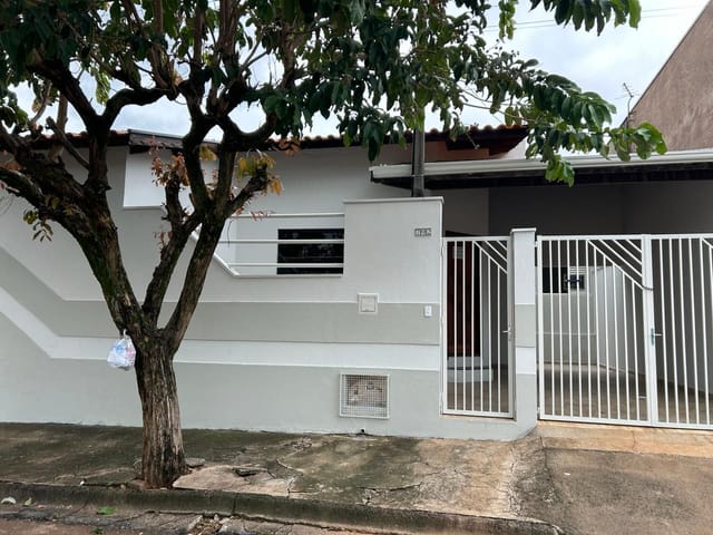 Casa com 141m² 2 quartos e 1 banheiro, à venda, no bairro Jardim Recanto dos Passaros em São João da Boa Vista