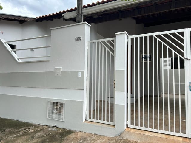 Casa com 141m² 2 quartos e 1 banheiro, à venda, no bairro Jardim Recanto dos Passaros em São João da Boa Vista