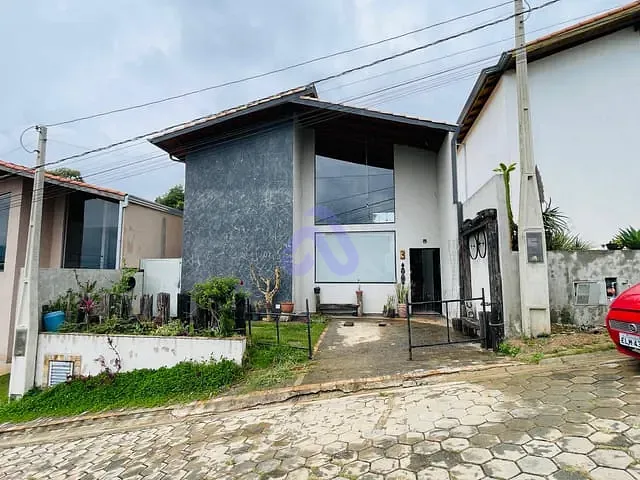 Casa 4 quartos e 4 banheiros, à venda ou para alugar, no bairro Mato Dentro em Mairiporã