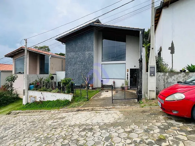 Casa 4 quartos e 4 banheiros, à venda ou para alugar, no bairro Mato Dentro em Mairiporã