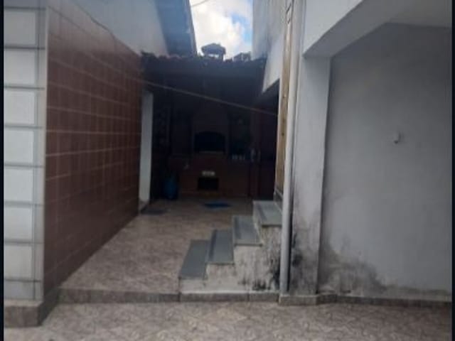 Casa com 360m², à venda, no bairro Centro em Diadema