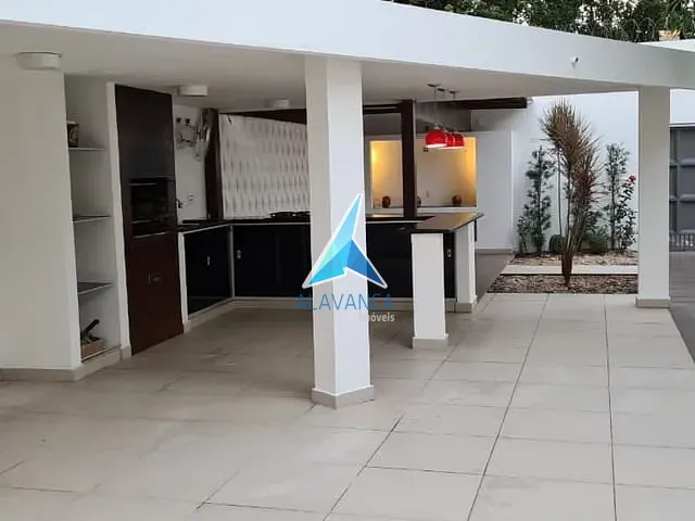 Casa com 360m² 3 quartos e 1 banheiro, à venda, no bairro Ilha dos Araújos em Governador Valadares