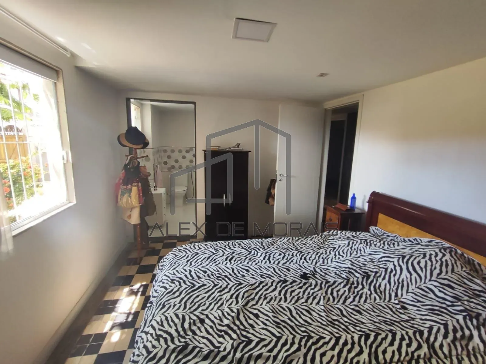 Casa, 3 quartos, 240 m² - Foto 11