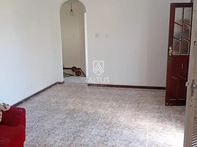 Casa 3 quartos e 1 banheiro, à venda, no bairro Orla em Salvador