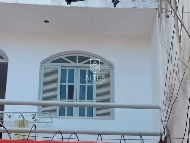 Casa 3 quartos e 1 banheiro, à venda, no bairro Orla em Salvador