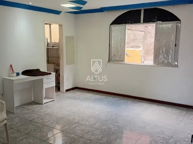 Casa 3 quartos e 1 banheiro, à venda, no bairro Orla em Salvador