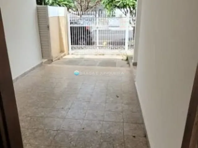 Casa com 360m² 3 quartos e 3 banheiros, à venda, no bairro Santos Dumont em São José do Rio Preto