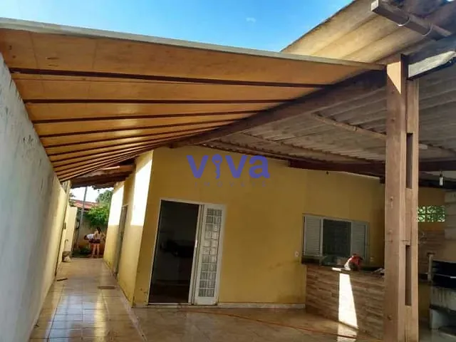 Casa 3 quartos e 1 banheiro, à venda, no bairro Vila Nossa Senhora de Lourdes em Aparecida de Goiânia