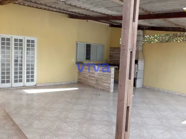 Casa 3 quartos e 1 banheiro, à venda, no bairro Vila Nossa Senhora de Lourdes em Aparecida de Goiânia