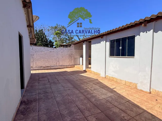 Casa 4 quartos e 2 banheiros, para alugar, no bairro Almirante tamandare/COAB em Ladário