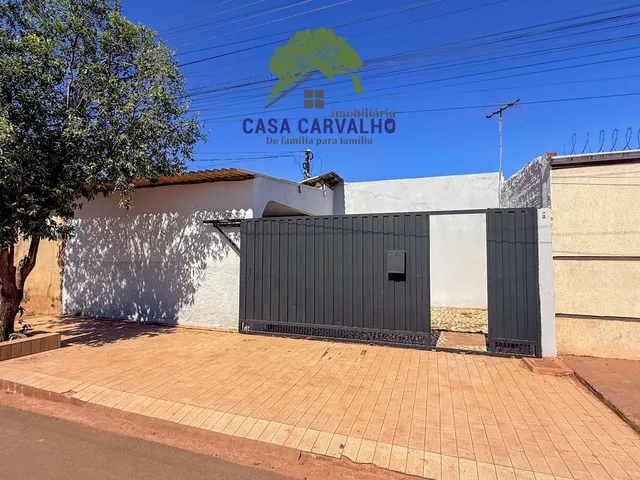 Casa 4 quartos e 2 banheiros, para alugar, no bairro Almirante tamandare/COAB em Ladário