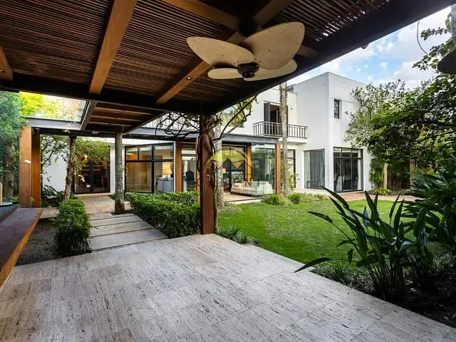 Sobrado com 1138m² 4 quartos e 8 banheiros, à venda, no bairro Boaçava em São Paulo