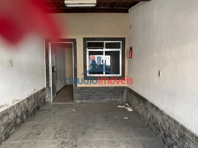 Casa à venda, no bairro Santo Agostinho em Volta Redonda