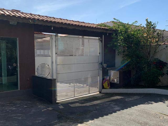 Casa com 1239m² 3 quartos e 1 banheiro, à venda, no bairro Vila Correa em Ferraz de Vasconcelos