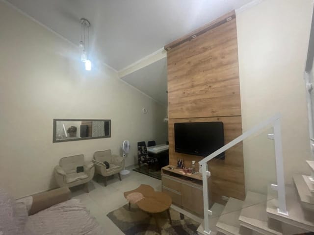 Casa com 1239m² 3 quartos e 1 banheiro, à venda, no bairro Vila Correa em Ferraz de Vasconcelos