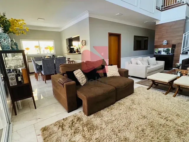 Casa 4 quartos e 5 banheiros, à venda, no bairro Rosário em Pirassununga