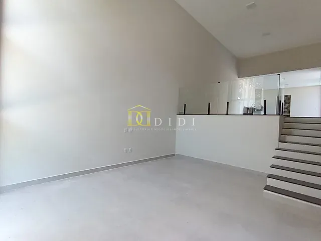 Casa 3 quartos e 2 banheiros, à venda ou para alugar, no bairro Jardim Julita em Porto Feliz