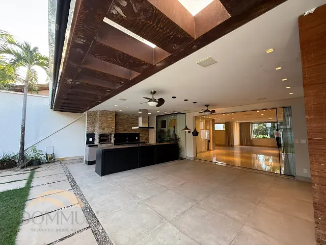 Casa com 990m² 3 quartos e 5 banheiros, à venda, no bairro Castelo em Ipatinga