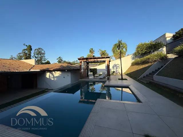 Casa com 990m² 3 quartos e 5 banheiros, à venda, no bairro Castelo em Ipatinga