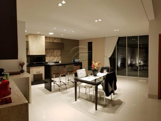 Casa com 650m² 3 quartos e 5 banheiros, à venda, no bairro Sun Lake Residence em Londrina