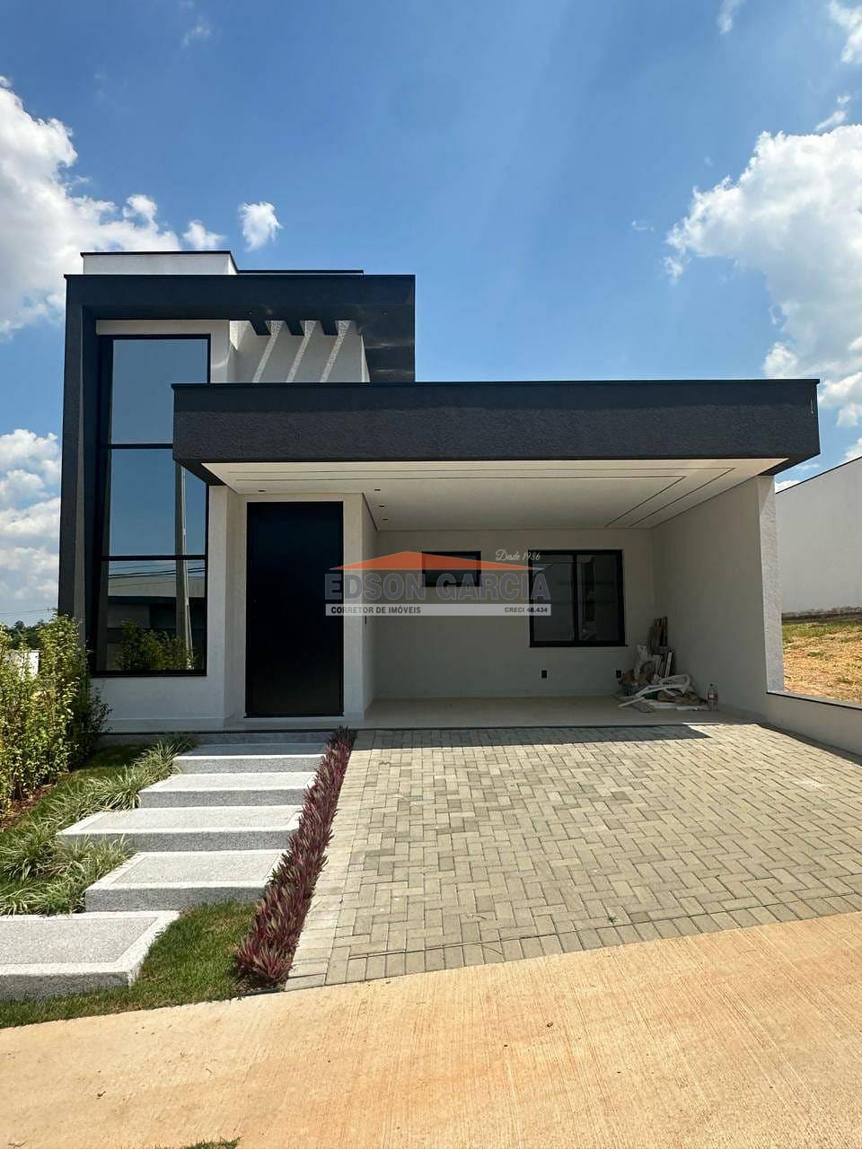 Casa, 3 quartos, 164 m² - Foto 1