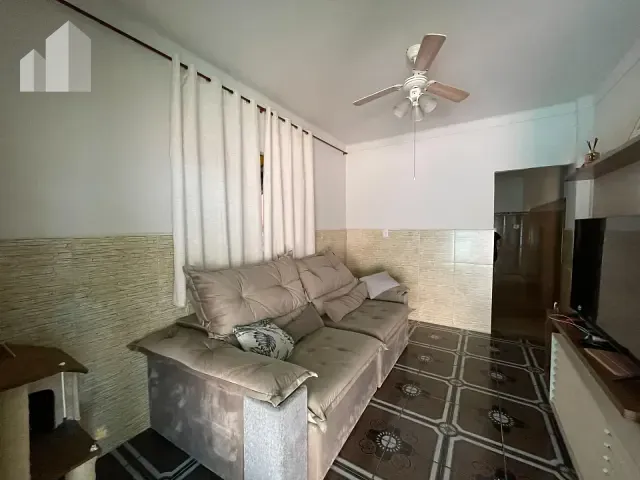 Casa com 150m² 3 quartos e 2 banheiros, à venda, no bairro Centro em Nilópolis