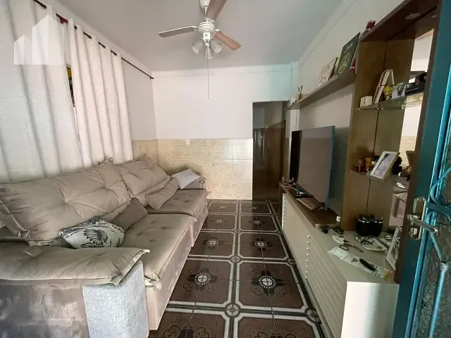 Casa com 150m² 3 quartos e 2 banheiros, à venda, no bairro Centro em Nilópolis