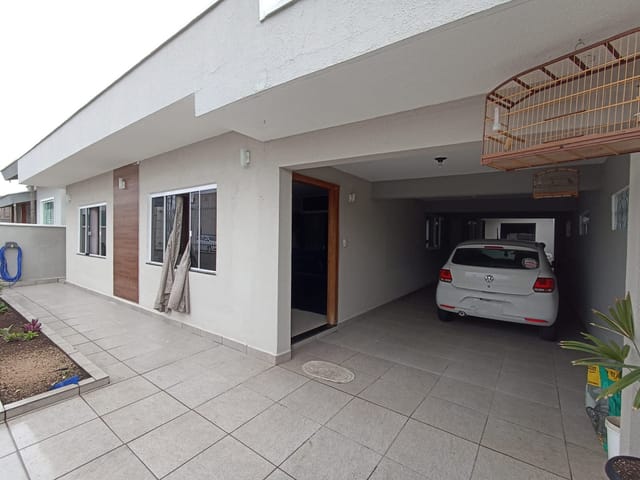 Casa 4 quartos e 2 banheiros, à venda, no bairro Cordeiros em Itajaí