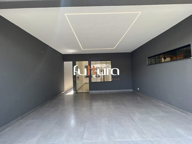 Casa com 210m² 3 quartos e 3 banheiros, à venda, no bairro Cardoso Continuação em Aparecida de Goiânia