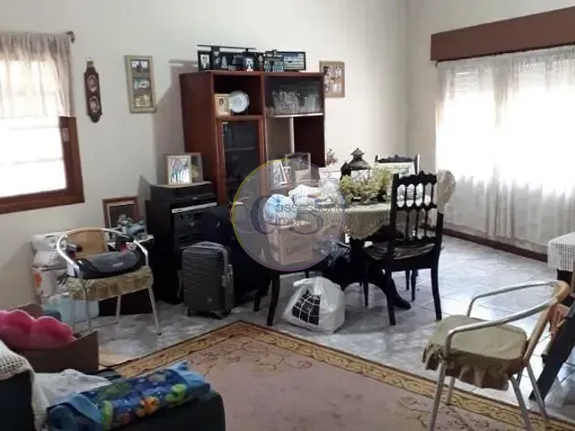 Casa 3 quartos e 3 banheiros, à venda, no bairro Areal em Pelotas