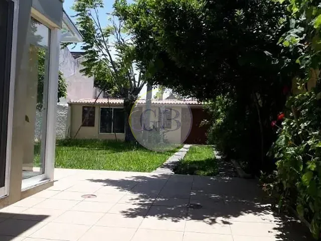 Casa 3 quartos e 3 banheiros, à venda, no bairro Areal em Pelotas