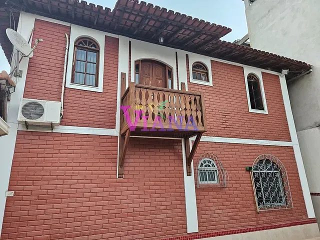 Casa com 300m² 4 quartos e 4 banheiros, à venda ou para alugar, no bairro Jardim Itapemirim em Cachoeiro de Itapemirim