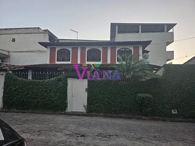 Casa com 300m² 4 quartos e 4 banheiros, à venda ou para alugar, no bairro Jardim Itapemirim em Cachoeiro de Itapemirim