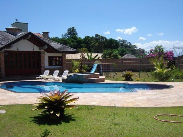 Foto do Casa - Casa com 6 dormitórios para alugar, 930 m² por R$ 18.000,00/mês - Jardim das Colinas - São José dos Campos/SP | INDEPENDENCE NEGOCIOS IMOBILIARIOS LTDA
