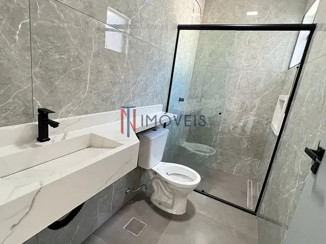Casa com 125m² 2 quartos e 2 banheiros, à venda, no bairro Laranja Azeda em Bom Jesus dos Perdões