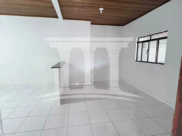Casa 2 quartos e 1 banheiro, para alugar, no bairro Jardim Imperial em Sinop