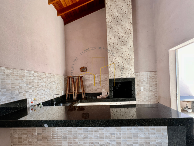 Casa com 200m² 3 quartos e 3 banheiros, à venda, no bairro JD. VERA CRUZ / PQ. HORTO / JD. REDENTOR em Franca